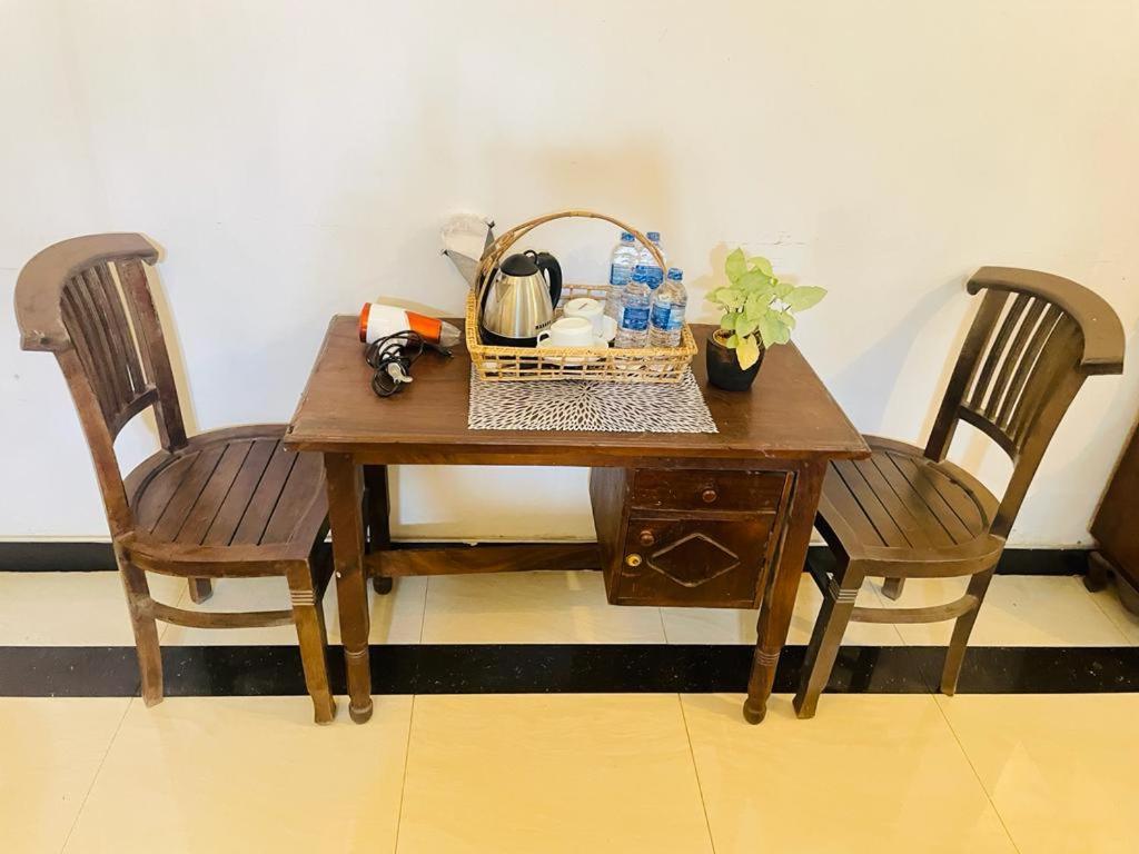 נגומבו Winston Sea Front Villa מראה חיצוני תמונה