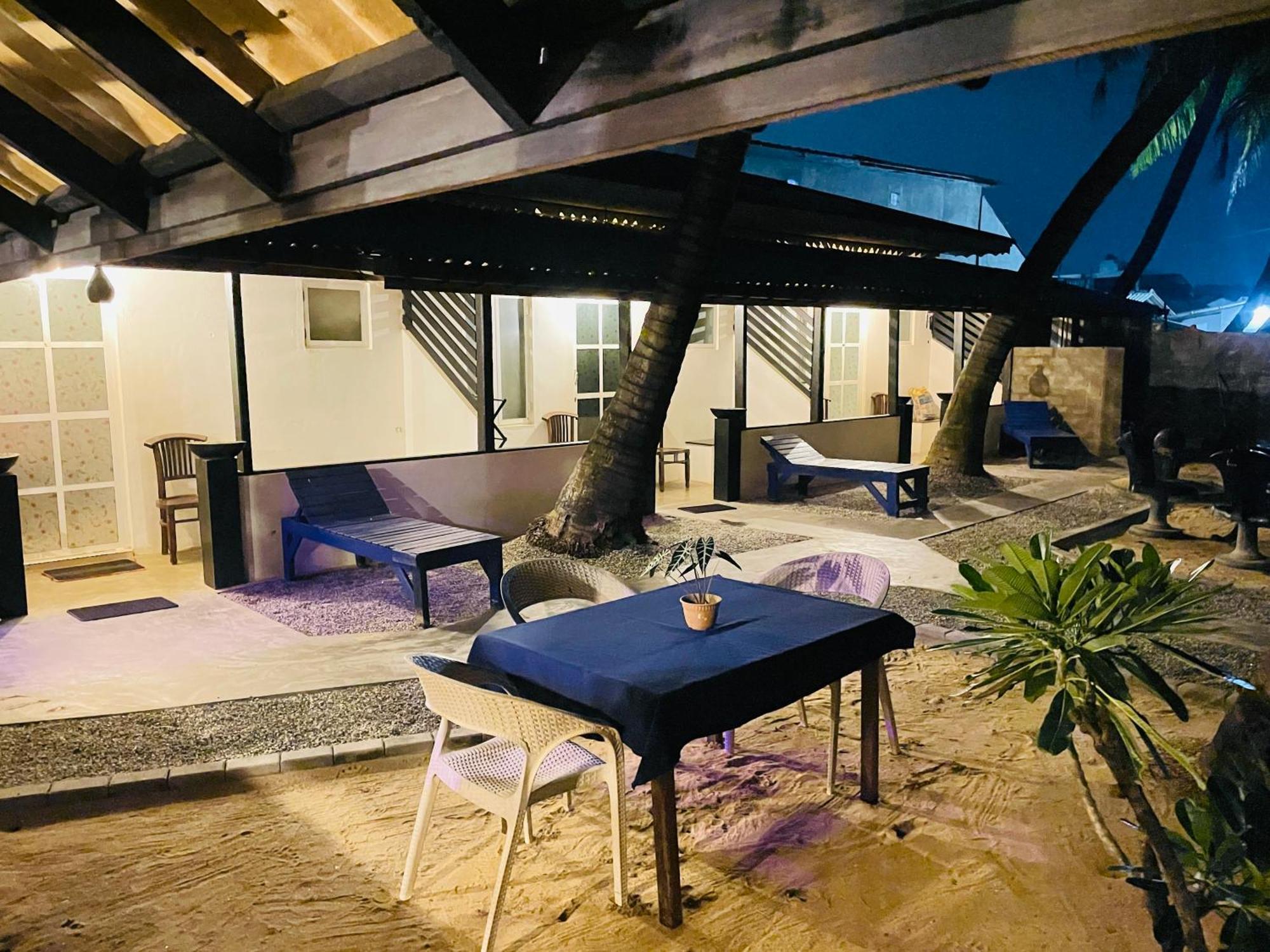 נגומבו Winston Sea Front Villa מראה חיצוני תמונה